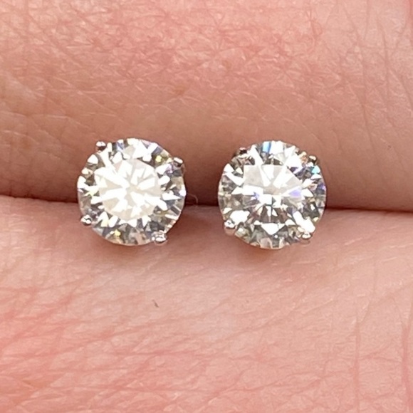 Genuine ~Certified 1 Carat Diamond 18k White Gold Stud Earrings ~ Dainty Studs - Picture 3 of 12
